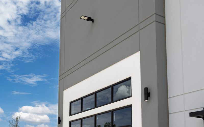 The project consists of two (2) concrete tiltwall shell warehouse buildings totaling 242,736 square feet. Both buildings will feature a clear height of 32’ and provide easy access to Interstate 35.