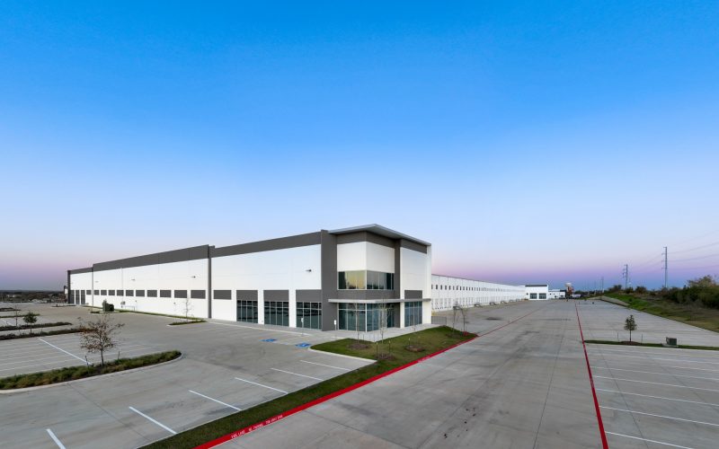 This Class A industrial project is set on 65.3 acres in the center of it all in booming Buda, Texas. The single-phase development is a mere 15 miles from downtown Austin and offers incredible visibility and easy accessibility to IH-35, as well as prime proximity to surrounding hotels and retail.