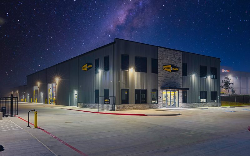 Photography documenting the completed CORE & Main industrial facility located in Conroe, Texas.
Commissioned by Rosenberger Construction to showcase the successful completion of a build-to-suit project designed to meet the specific operational requirements of CORE & Main, a leading distributor of water, sewer, storm drain, and fire protection products.
Images highlight architectural details, site layout, and construction quality as part of Rosenberger’s portfolio of industrial and commercial developments across Texas. Photographed by Mauricio Ramirez, Commercial and Industrial Photographer based in The Woodlands, Texas.